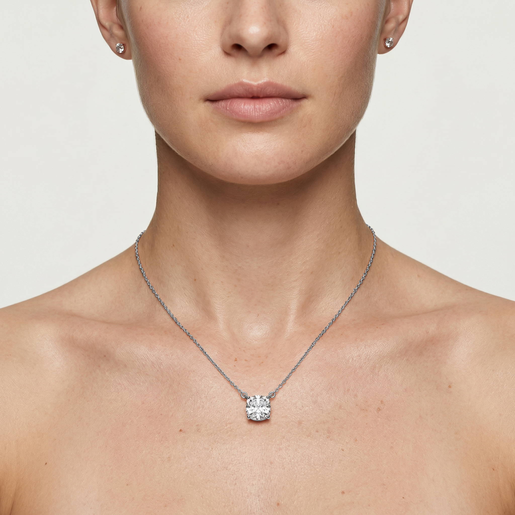 Lovea Classic Anhänger – Kissenschliff – Weißgold