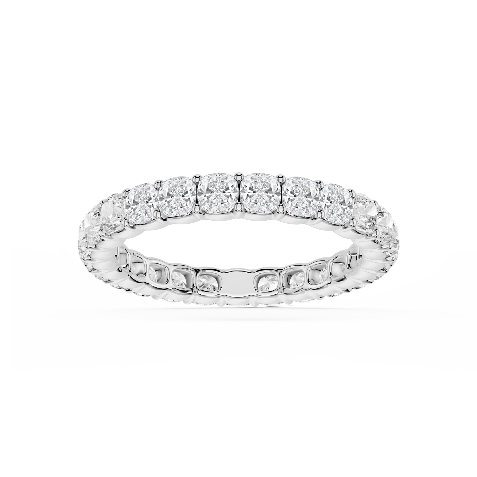 Lovea Harlow Eternity Ring Kissenschliff – Weißgold