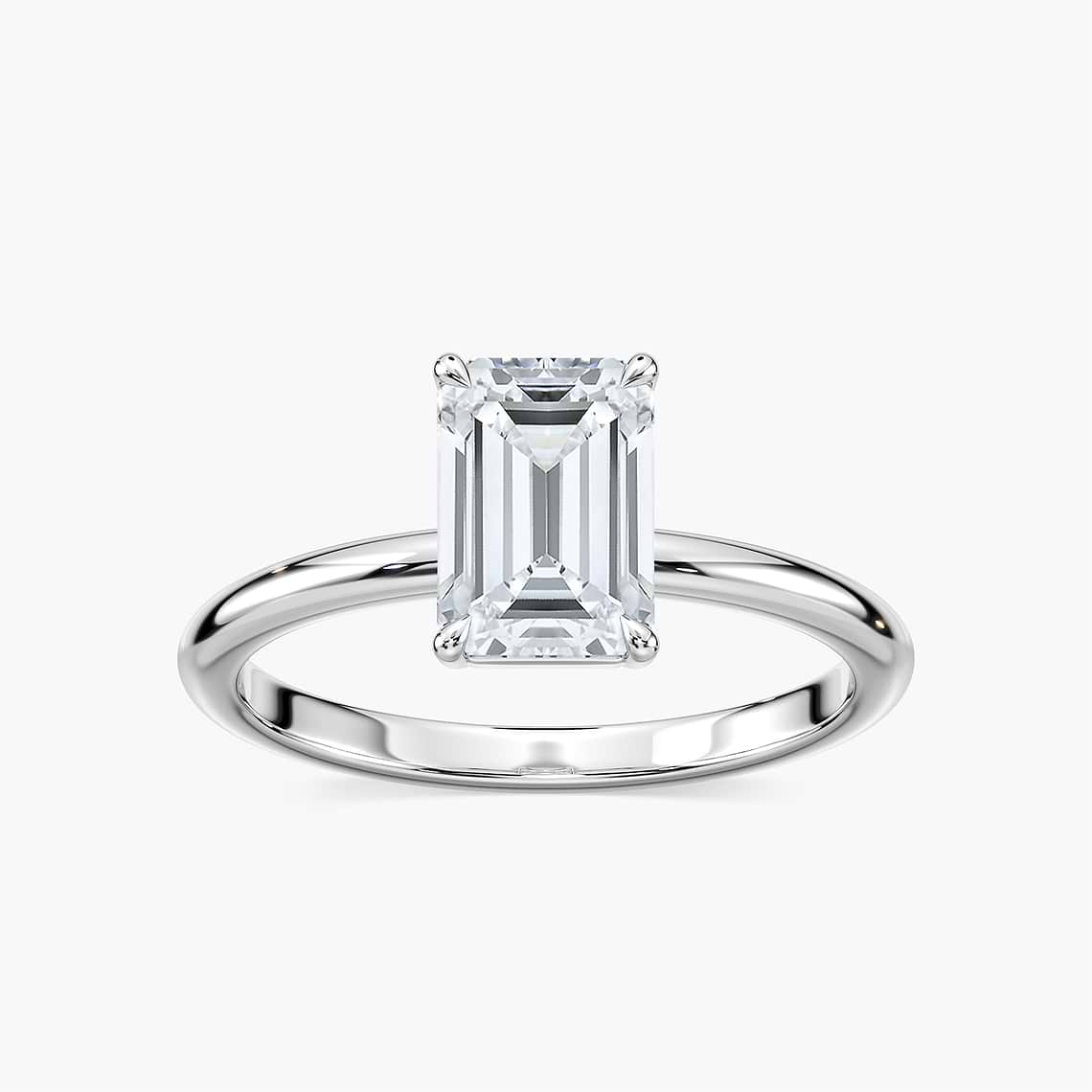 Lovea Maggie Solitaire Verlobungsring Smaragdschliff – Weißgold