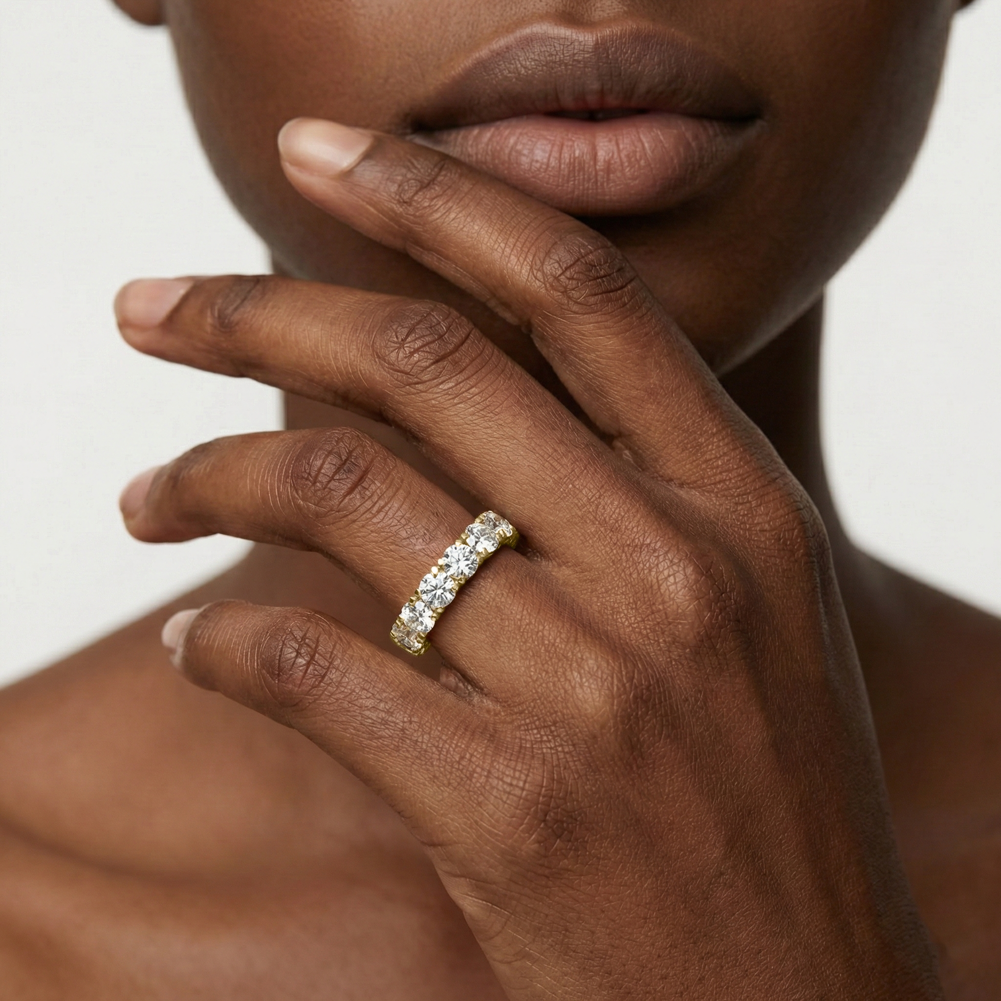 Lovea Morgan Eternity Ring Rundschliff – Gelbgold