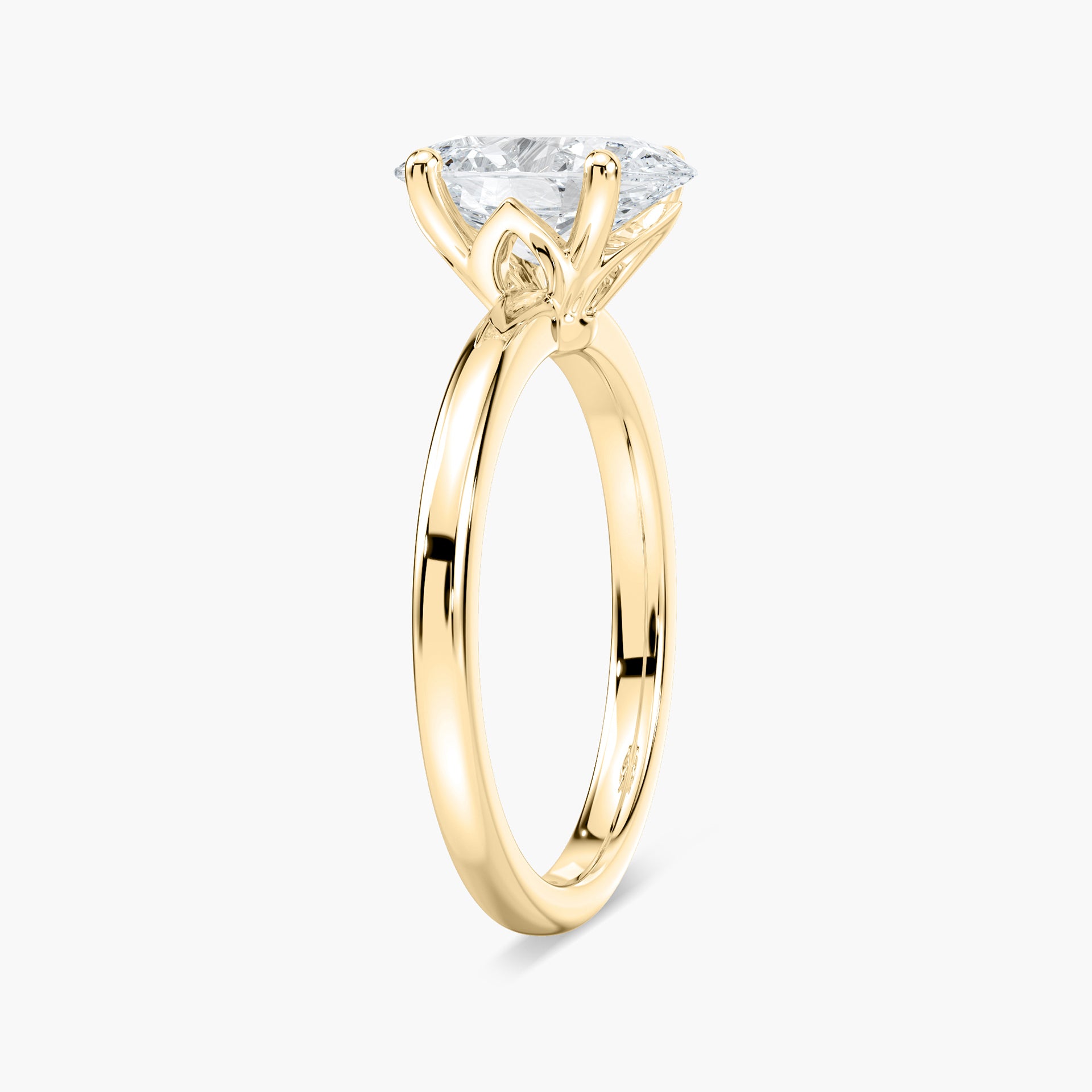 Rosey Verlobungsring – Gelbgold