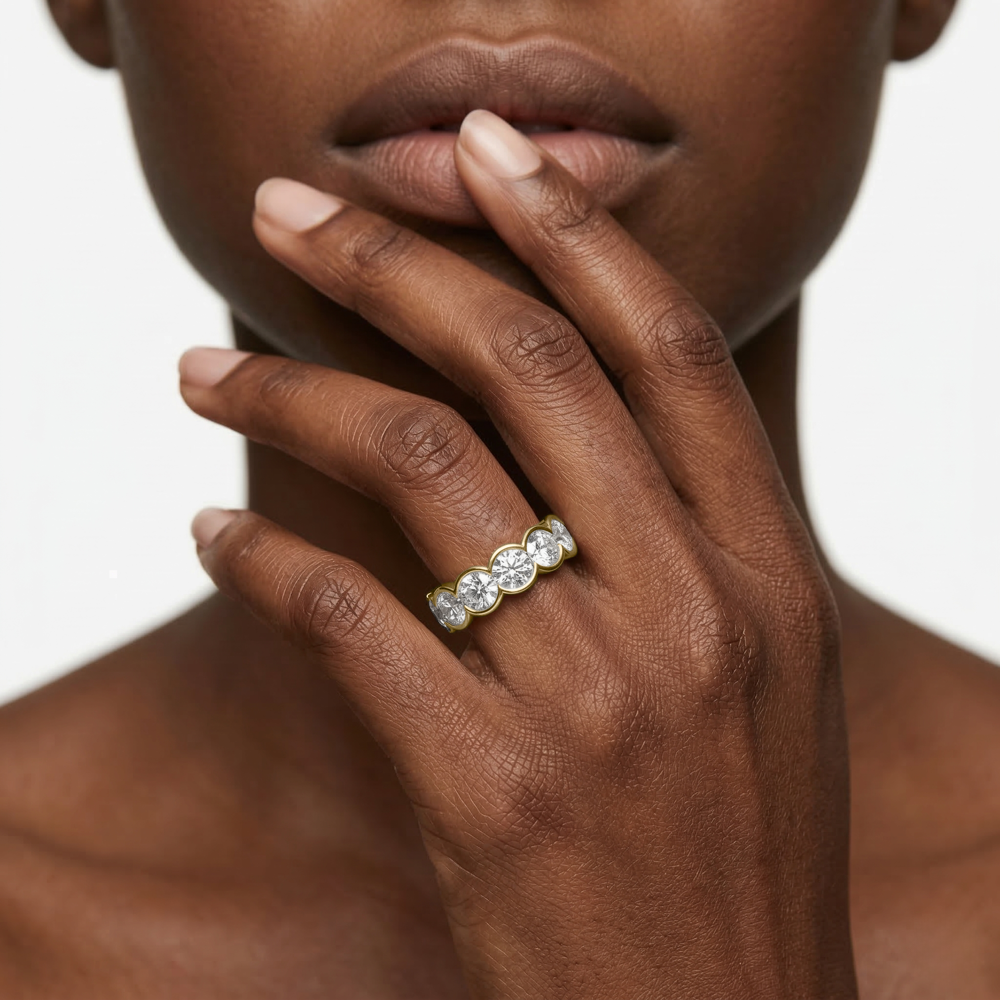 Lovea Serena Eternity Ring Rundschliff – Gelbgold