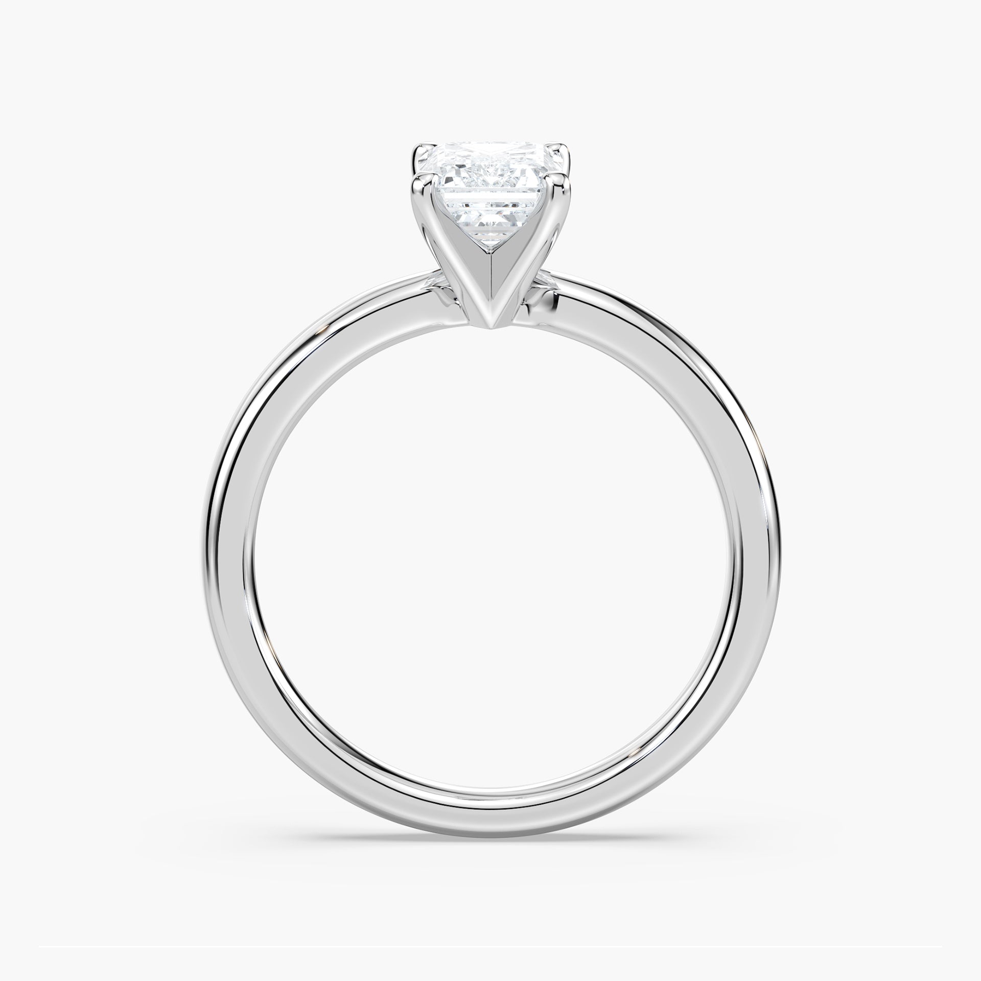 Lauren Solitaire Verlobungsring Smaragdschliff Hand – Lovea