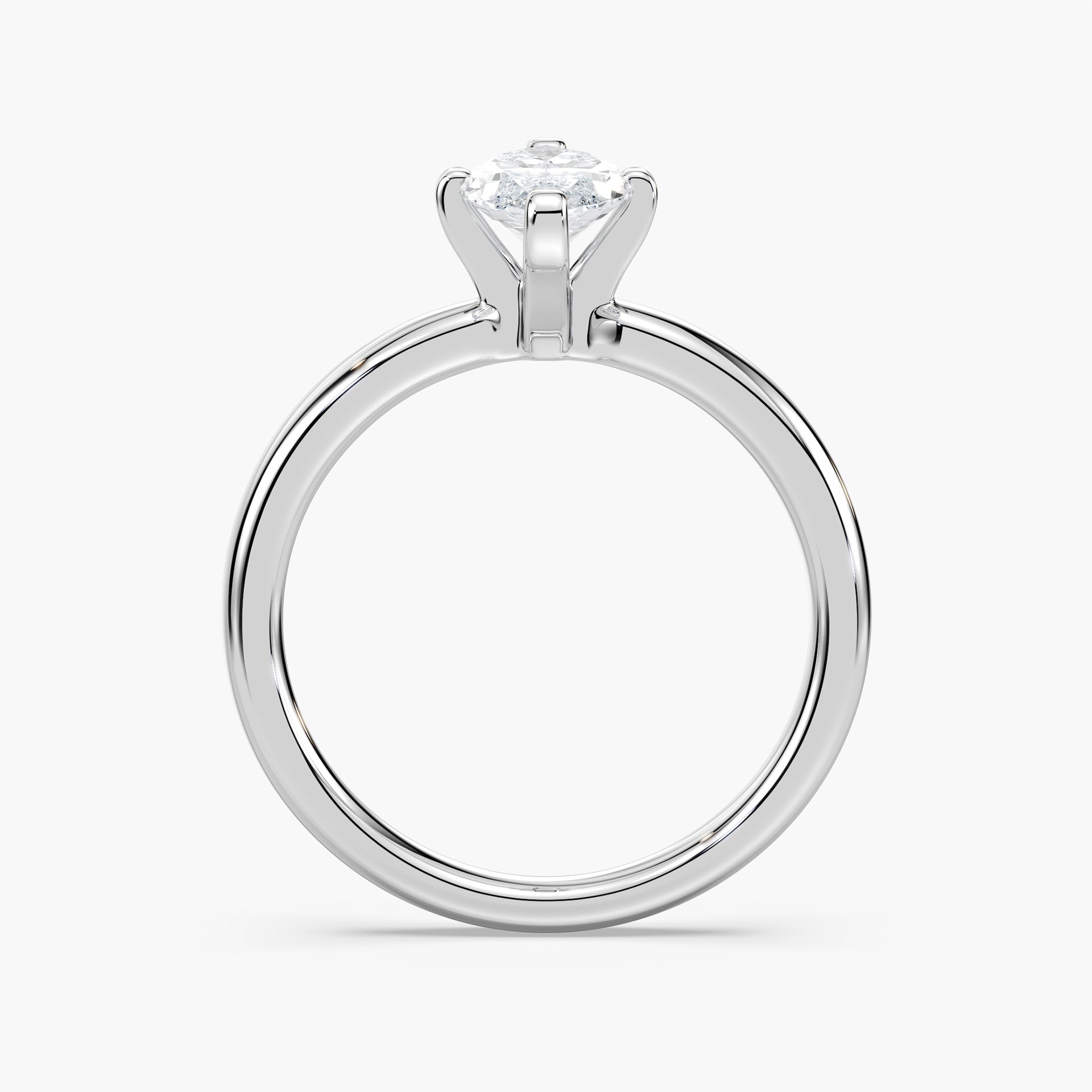 Lauren Solitaire Verlobungsring Marquiseschliff Hand – Lovea