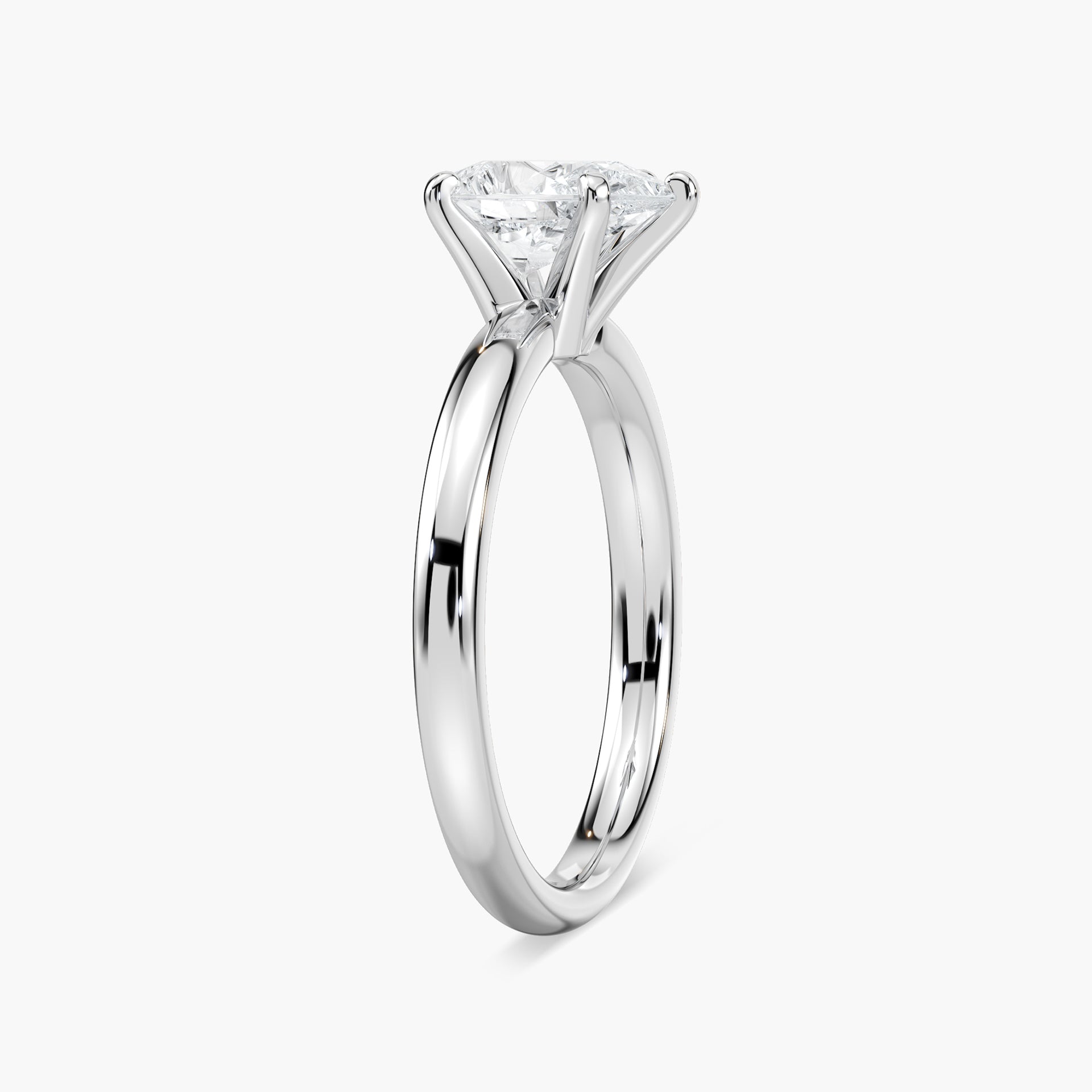 Lauren Solitaire Verlobungsring Tropfenschliff Seitenansicht – Lovea