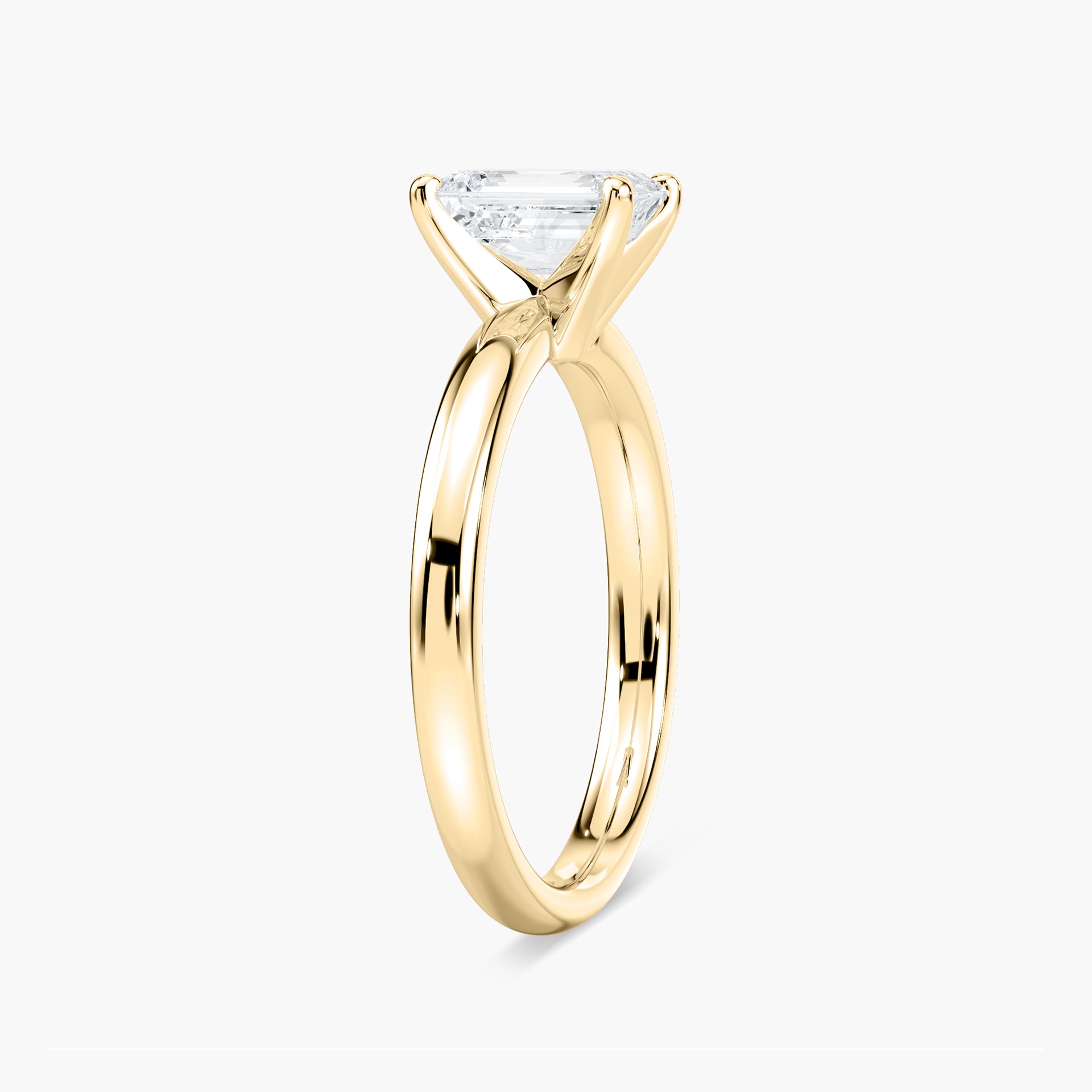 Lauren Solitaire Verlobungsring Smaragdschliff Gelbgold – Lovea